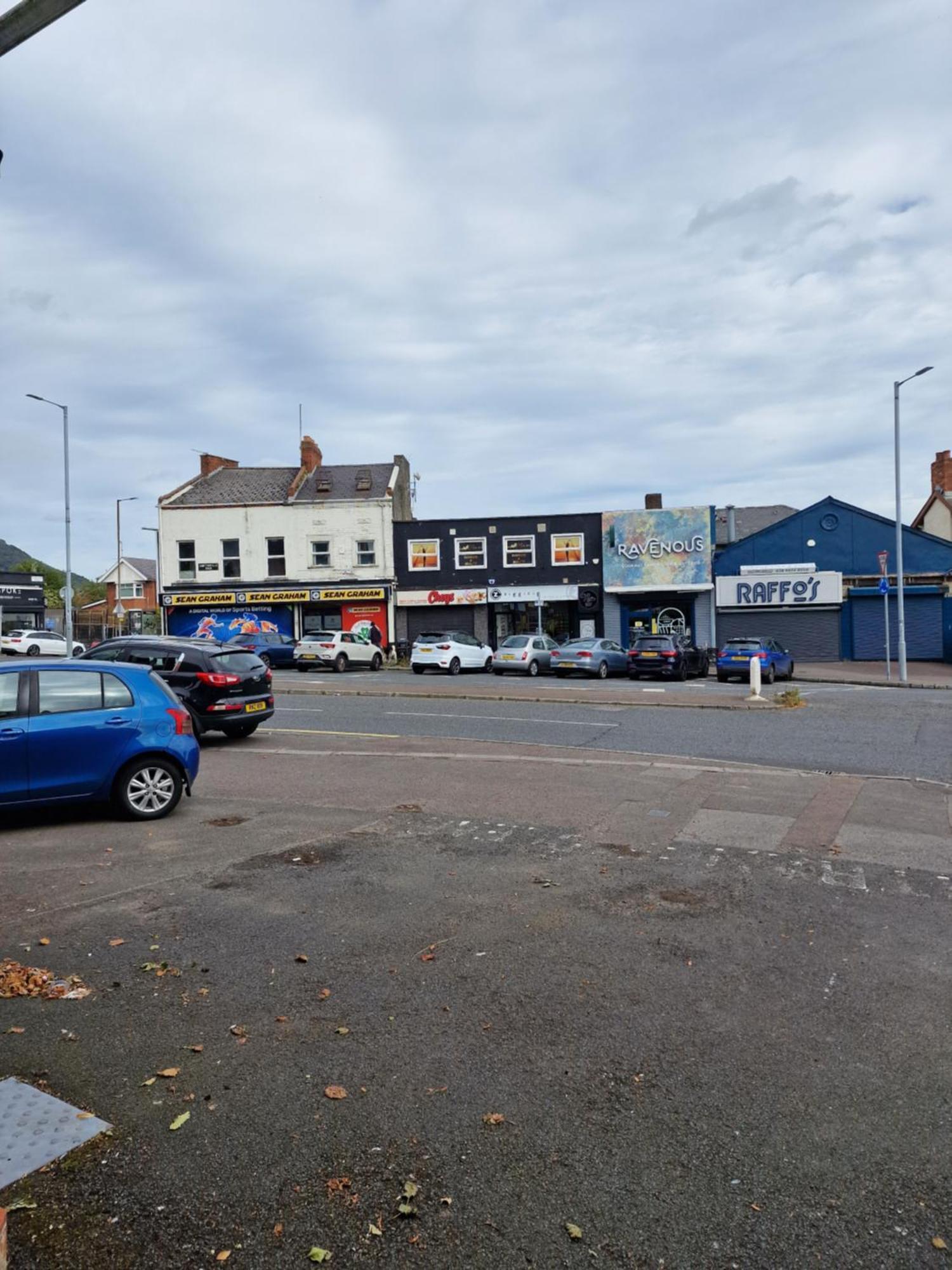 Hostel Aunty Katie'S House, Ni Tourist Board Certified & Located On The Main Oldpark Road To Belfast, With Free Continental Breakfast & Free Ultra Fast Sky Internet, Free Sky Sports & Free Sky Cinema, Self-Check In After 10Pm Gmt Zewnętrze zdjęcie
